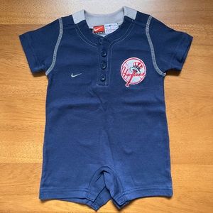 NIKE NY Yankees Romper
